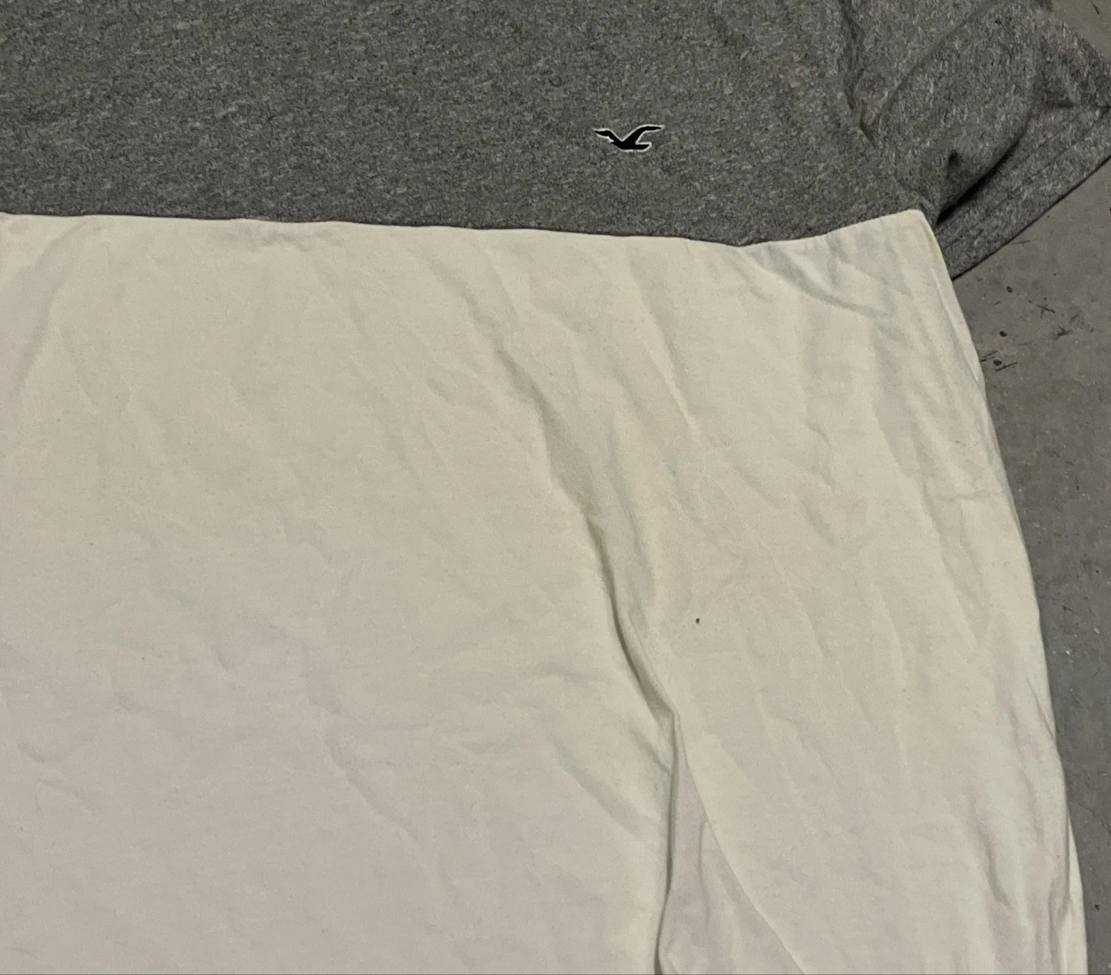 Two-tone grey white hollister t-shirt – photo 6